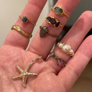 6 rings + starfish charm - brass, sapphire, diamond quartz, garnet, tourm